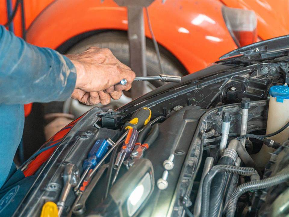 Established Franchise Auto Service Business for Sale in Vereeniging