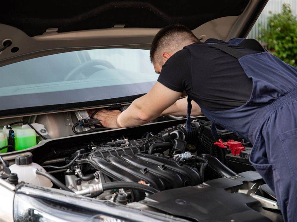 Established Vehicle Fitment & Accessories Business — Northern Suburbs