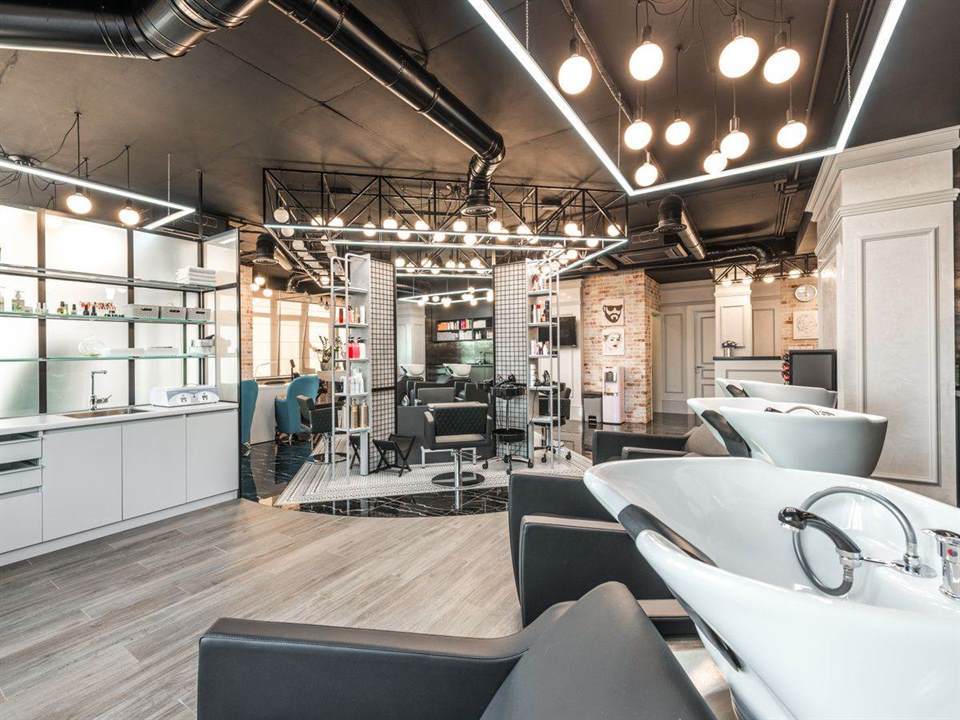 Ready-Operated Nail and Beauty Salon — Fully Equipped