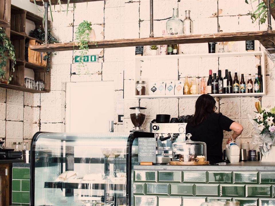 Franchise Opportunity: Established Coffee Café Network Expansion in Gauteng
