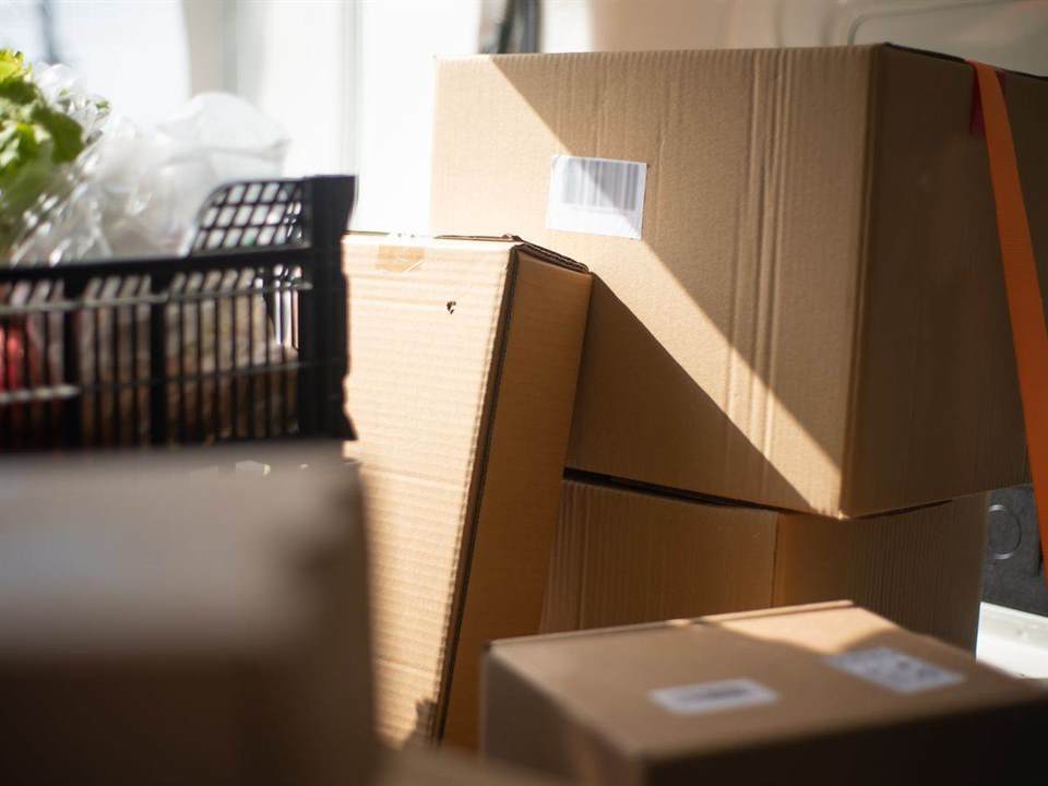 Established Removals and Storage Company with Strong Local Reputation