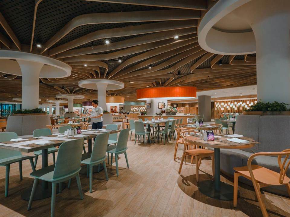 Established Portuguese restaurant — turnkey opportunity in Helderberg