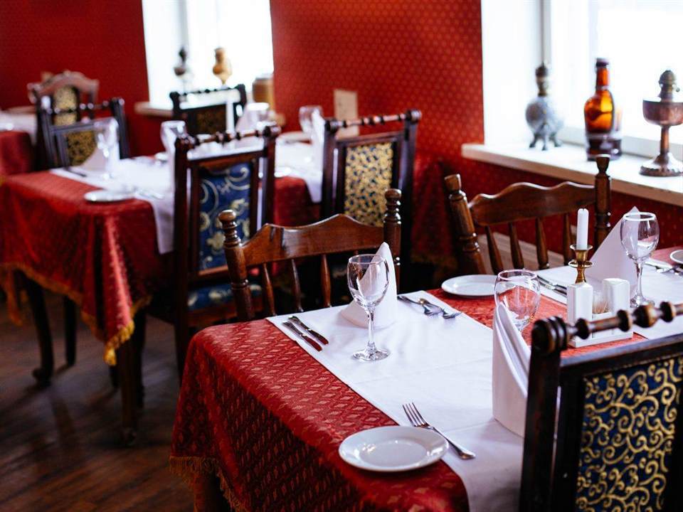 Turnkey Portuguese dining venue in busy precinct